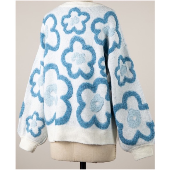 Miracle Floral Textured Loose Fit Round Neck Sweater Top - Picture 2 of 3